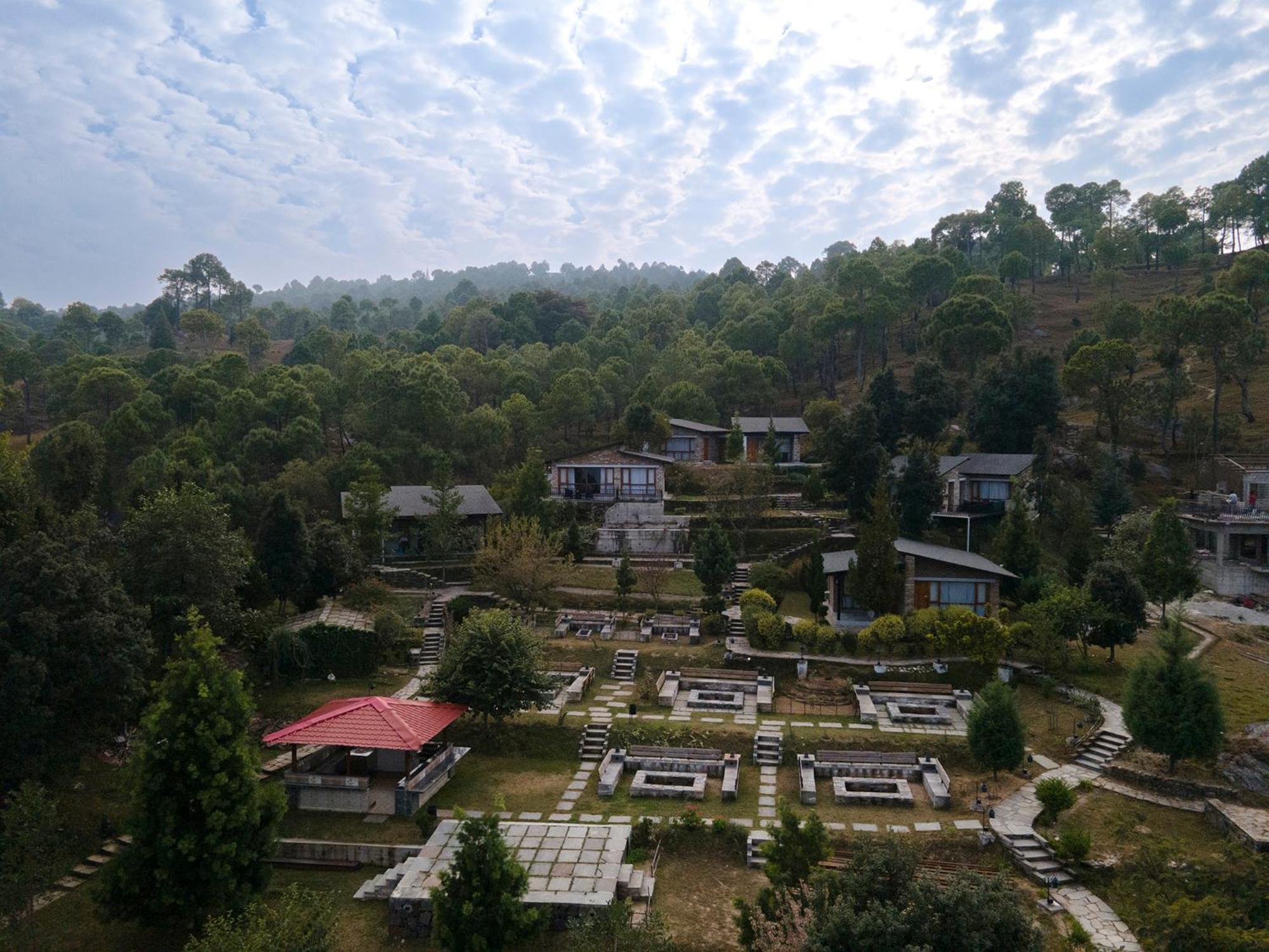 Seed At Queens Meadows, Ranikhet Extérieur photo
